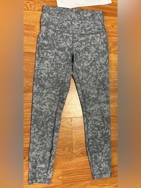 Lululemon Wunder Train High-Rise Tight 25" Summer Shade Ice Grey Multi Size 6